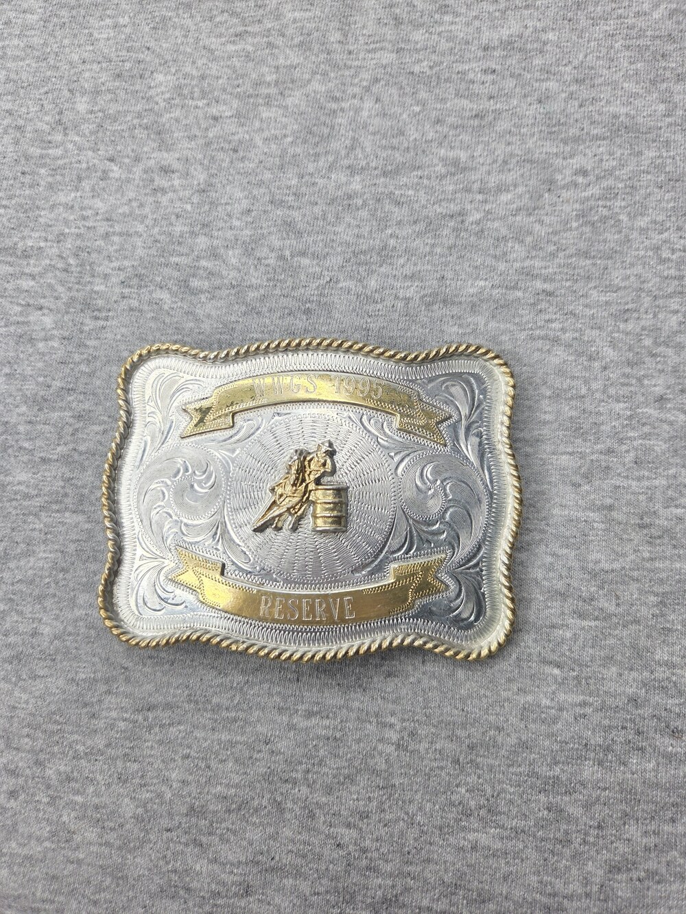 Vintage 1995 WWGS Reserve Barrel Racer Trophy Belt Buckle Silver Gold Rope Edge